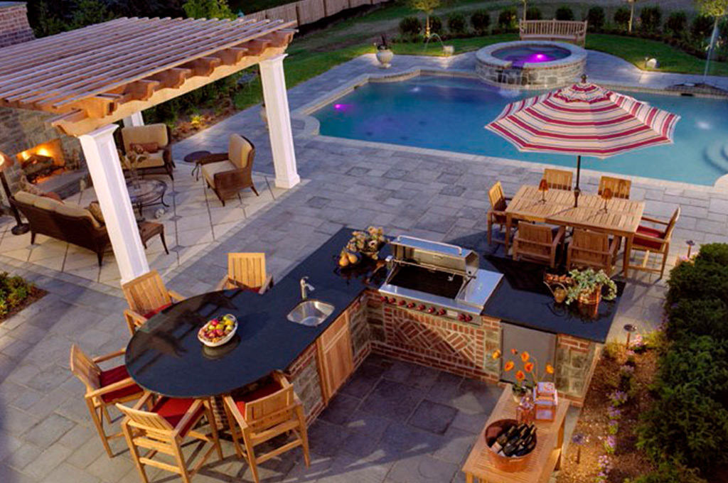 beautiful pool and patio